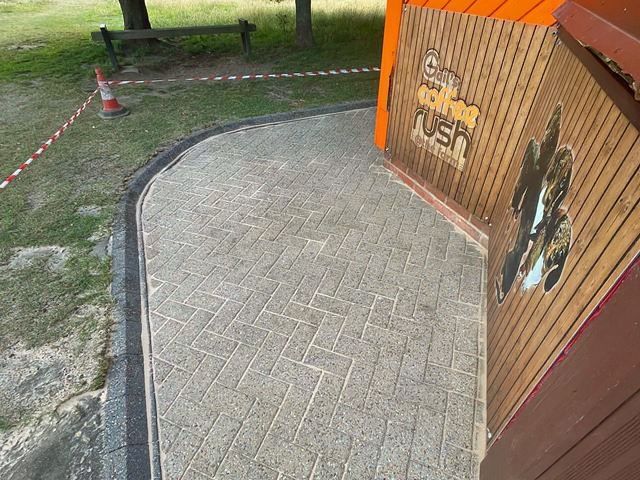 commercial-exterior-cleaning-4-kireth-ai
