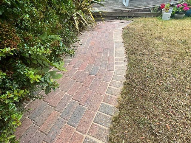 driveway-cleaning-17-kireth-ai