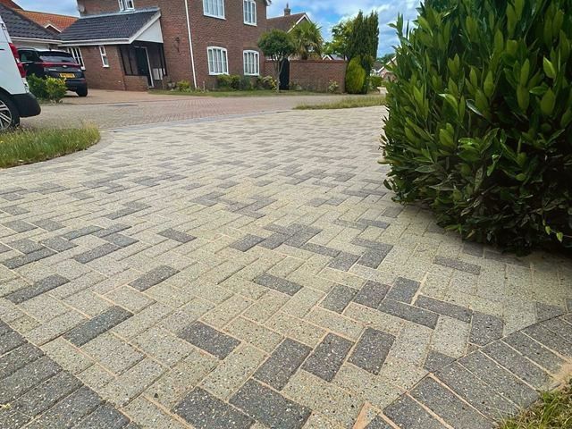 exterior-cleaning-13-kireth-ai