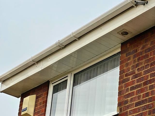 fascia-soffit-cleaning-7-kireth-ai