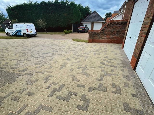 driveway-cleaning-11-kireth-ai